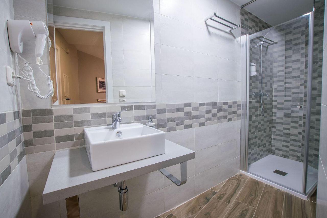 Ibericabeds Plaza Nueva Suite 21 Granada Kültér fotó